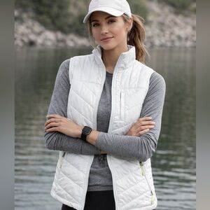 Under Armour White and Gray Quilted puffer vest preppy tennis sporty chic